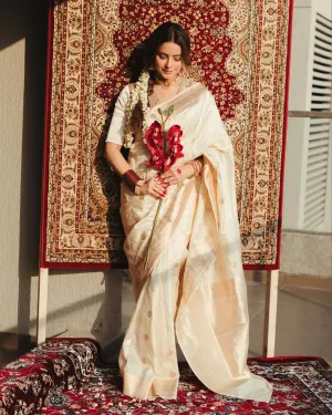 Elegant Silk Blend Saree with Traditional Zari Motifs and Broad Border